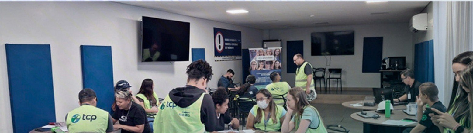 Equipe Allvisioon em ação durante o programa de saúde visual